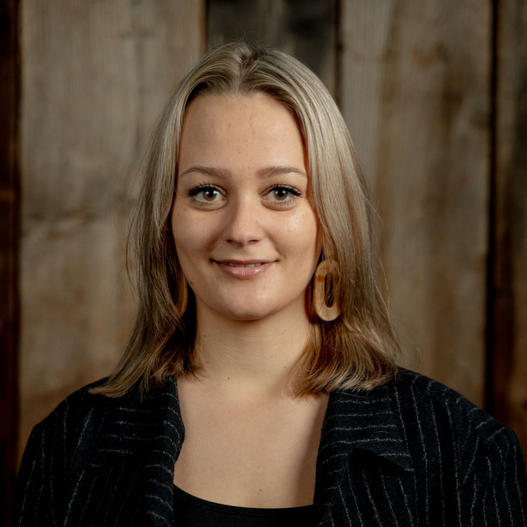 Katharina Siwon, Fundraising & Kommunikation