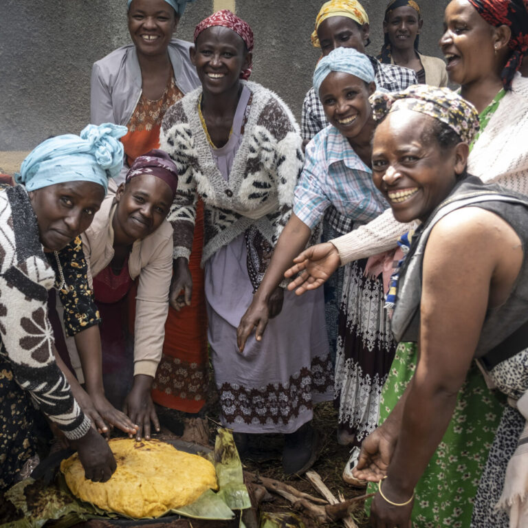 Gruppe von Frauen im Projektgebiet Boreda