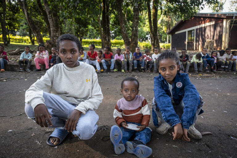 470_17981__KWI3927-72-dpi-768x512