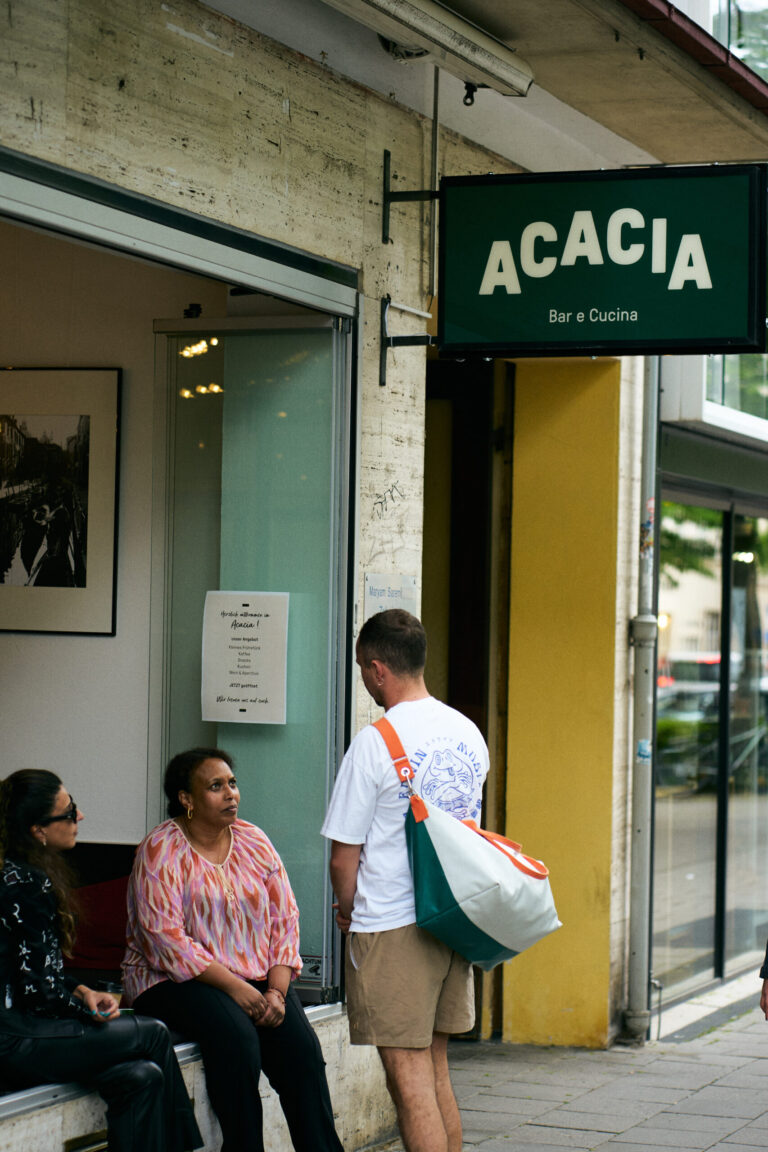Acacia_STO9336-1-768x1152